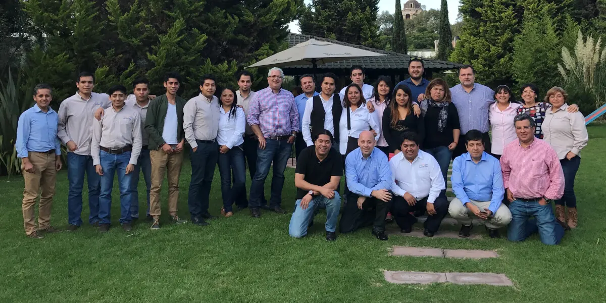 Foto del equipo de ACF Technologies en Tlaxcala, Mexico